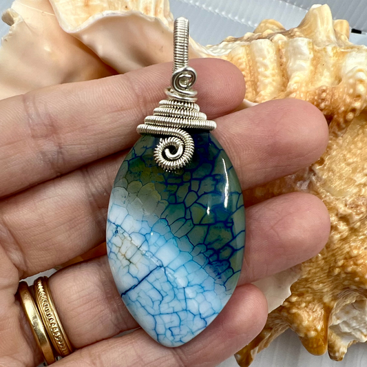 Selvaya Spirit of Flow Handmade Reiki-Infused Dyed Agate Pendant