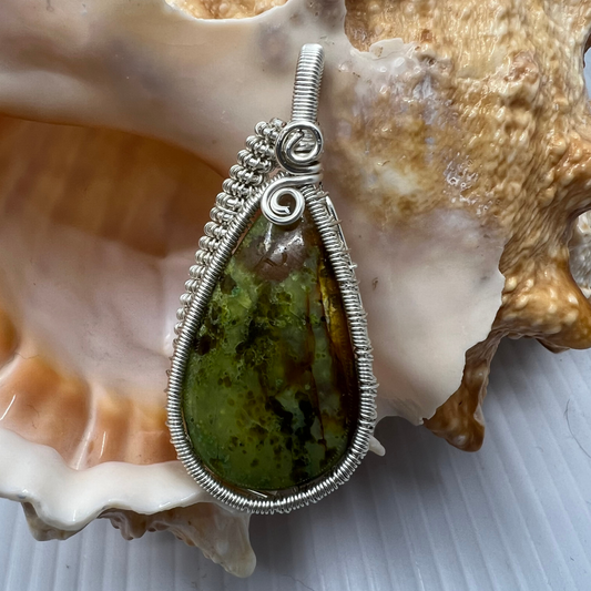 Orivane — Spirit of Renewal  Handmade Reiki-Infused Green Opal Pendant
