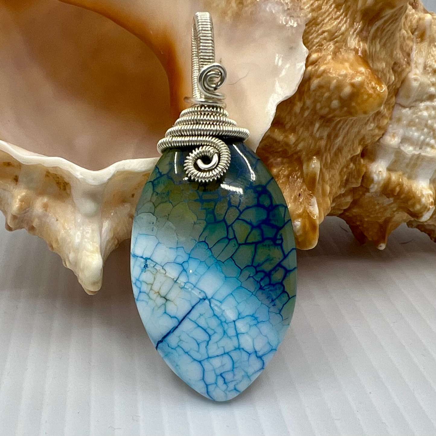 Selvaya Spirit of Flow Handmade Reiki-Infused Dyed Agate Pendant